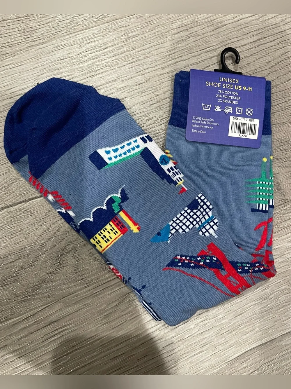 San Francisco city Socks golden gate bridge cable car blue unisex size 9-11 NWT
